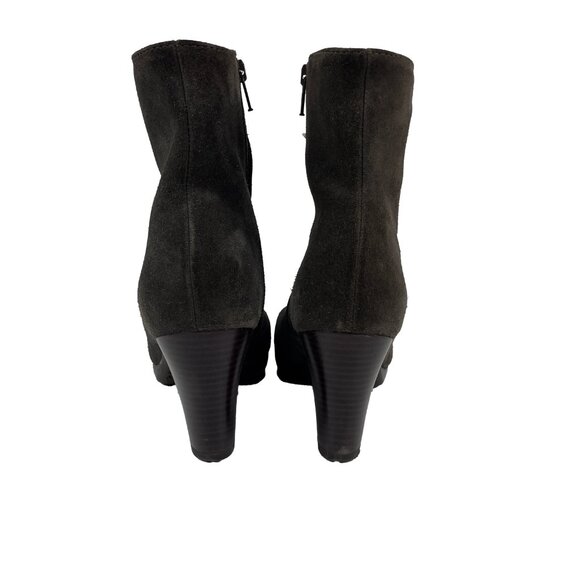 LA CANADIENNE Suede High Heel Boots Size 8M - Picture 11 of 11